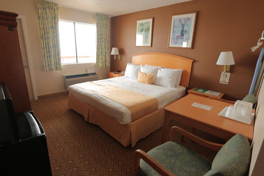 Roomba Inn & Suites - Daytona Beach Buitenkant foto