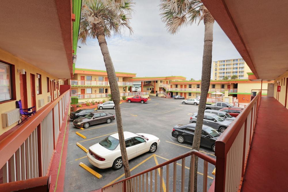 Roomba Inn & Suites - Daytona Beach Buitenkant foto