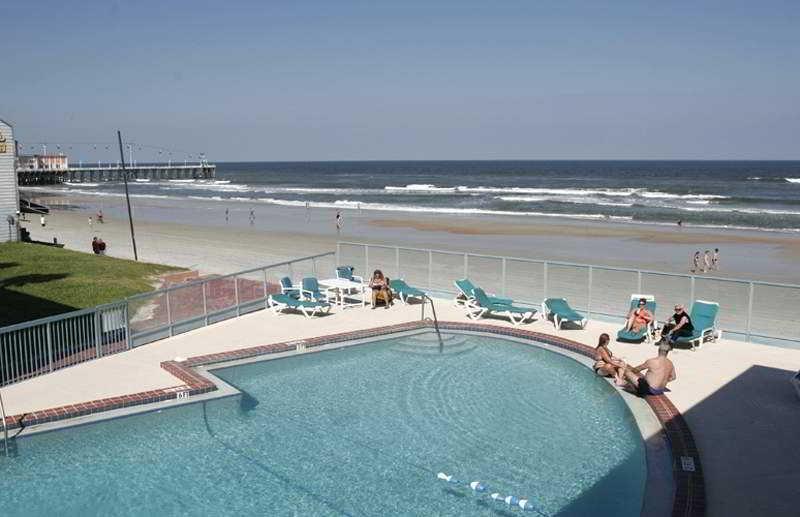 Roomba Inn & Suites - Daytona Beach Buitenkant foto